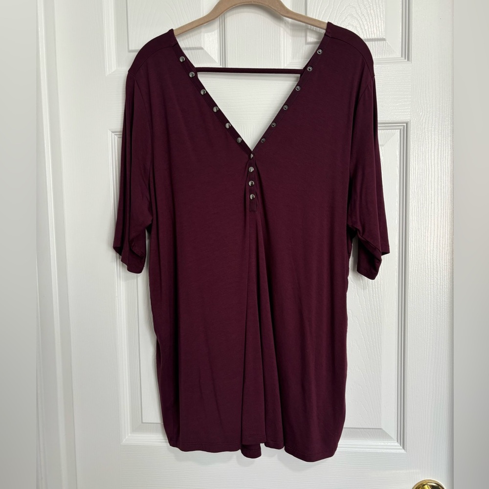 Torrid vneck henley top